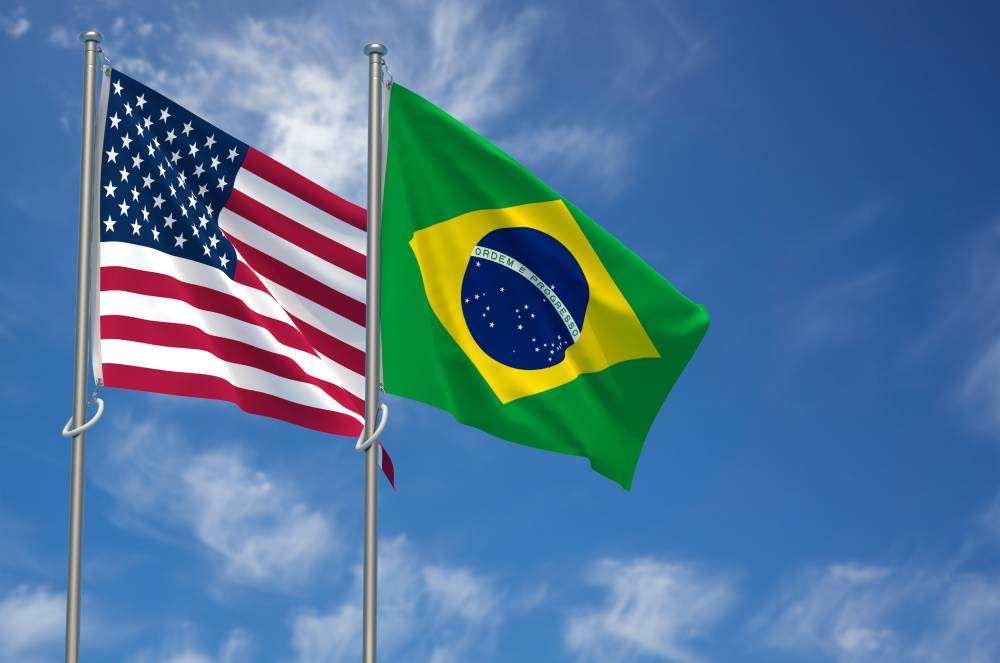 Entendendo as Diferen&ccedil;as entre o Seguro de Sa&uacute;de P&uacute;blico e Privado nos Estados Unidos